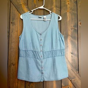 Tencel Sleeveless Top Button Front